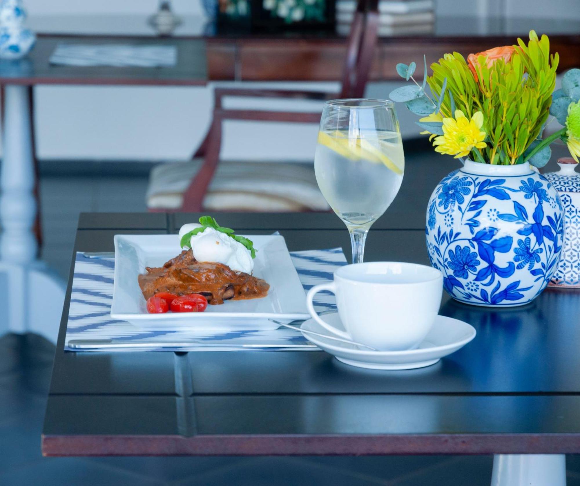 129Inharties Lodge And Spa Hartbeespoort Buitenkant foto